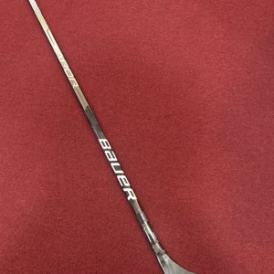 Bauer Vapor Hyperlite Left Hand P28 82 Pro Stock (New) Stick Item#HYPRLP