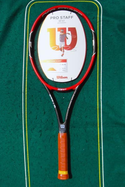 2011 Wilson Original Pro Staff 6.0 Midsize 85 Racquet 4 3/8 NEW TW