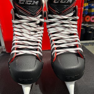 CCM JetSpeed FT480 Hockey Skates Regular Width 6 (New)