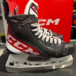 CCM JetSpeed FT4 Hockey Skates Regular Width 7.5 (New)