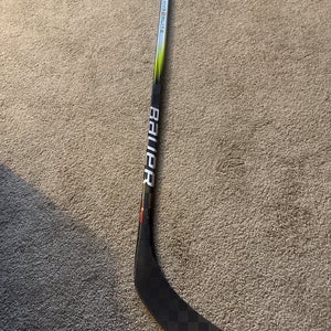 New Senior Bauer Left Handed P92 65 Flex Vapor Hyperlite 2 Hockey Stick