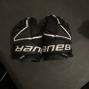 Bauer Vapor Hyperlite Gloves 12"  (Used)
