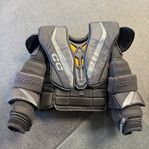 Small  2023 CCM EFLEX 6 Goalie Chest Protector  (Used)