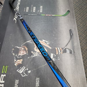 P28M | 90 Flex NEW! Senior CCM Jetspeed FT7 Pro Right Handed Hockey Stick P28M Pro Stock (New)
