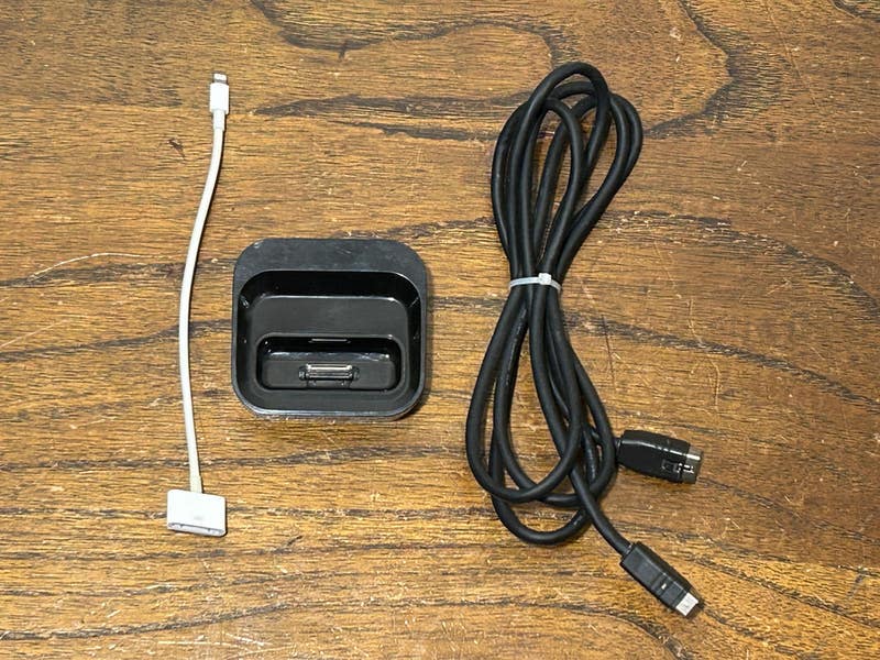 YAMAHA iPod用ドックコネクター YDS-12 YDS-12 - Overview - Accessories - Home Audio - Products