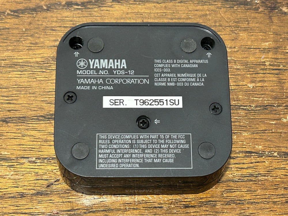 Yamaha YDS-12 Universal Audio Dock For Apple iPod and iPhone