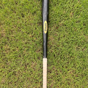 2024 Baum Gold Stock BBCOR Certified Bat Wood (-3) 29 oz 32" (Used)