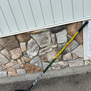 Senior Bauer Supreme UltraSonic Right Handed Hockey Stick P28 (Used)