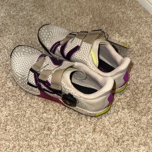 Women's Adult Size M 6.5 (W 7.5) New Balance minimusTR Shoes (New)