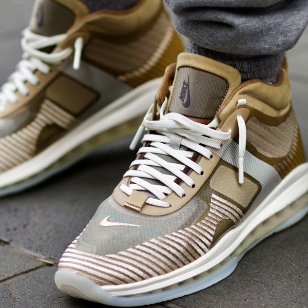 lebron john elliott gold