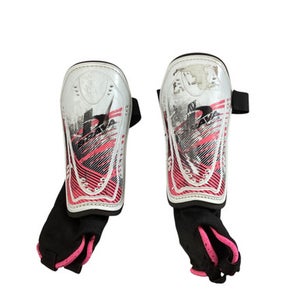 Used Brava Soccer Shin Guards Youth White SM 11760-S000076936