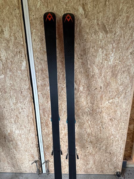 FIS Volkl 188 cm Racing Racetiger GS Skis With Bindings Max