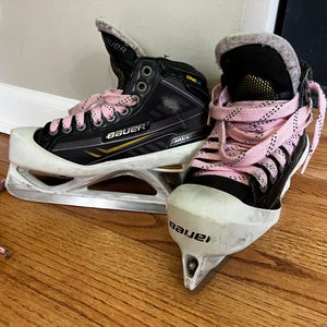 Bauer Supreme One.9 Hockey Goalie Skates Regular Width Size 4 (Used)