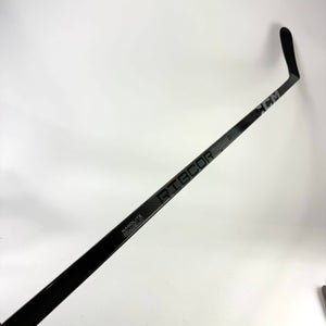 Repaired Left CCM Ribcor Trigger 8 Pro | 80 Flex P92M Curve Grip | R17