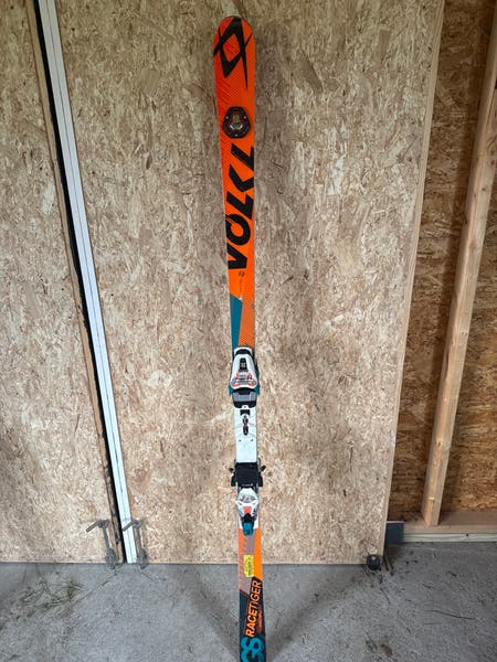 Volkl 183 cm Racing Racetiger GS Skis With Bindings Max Din