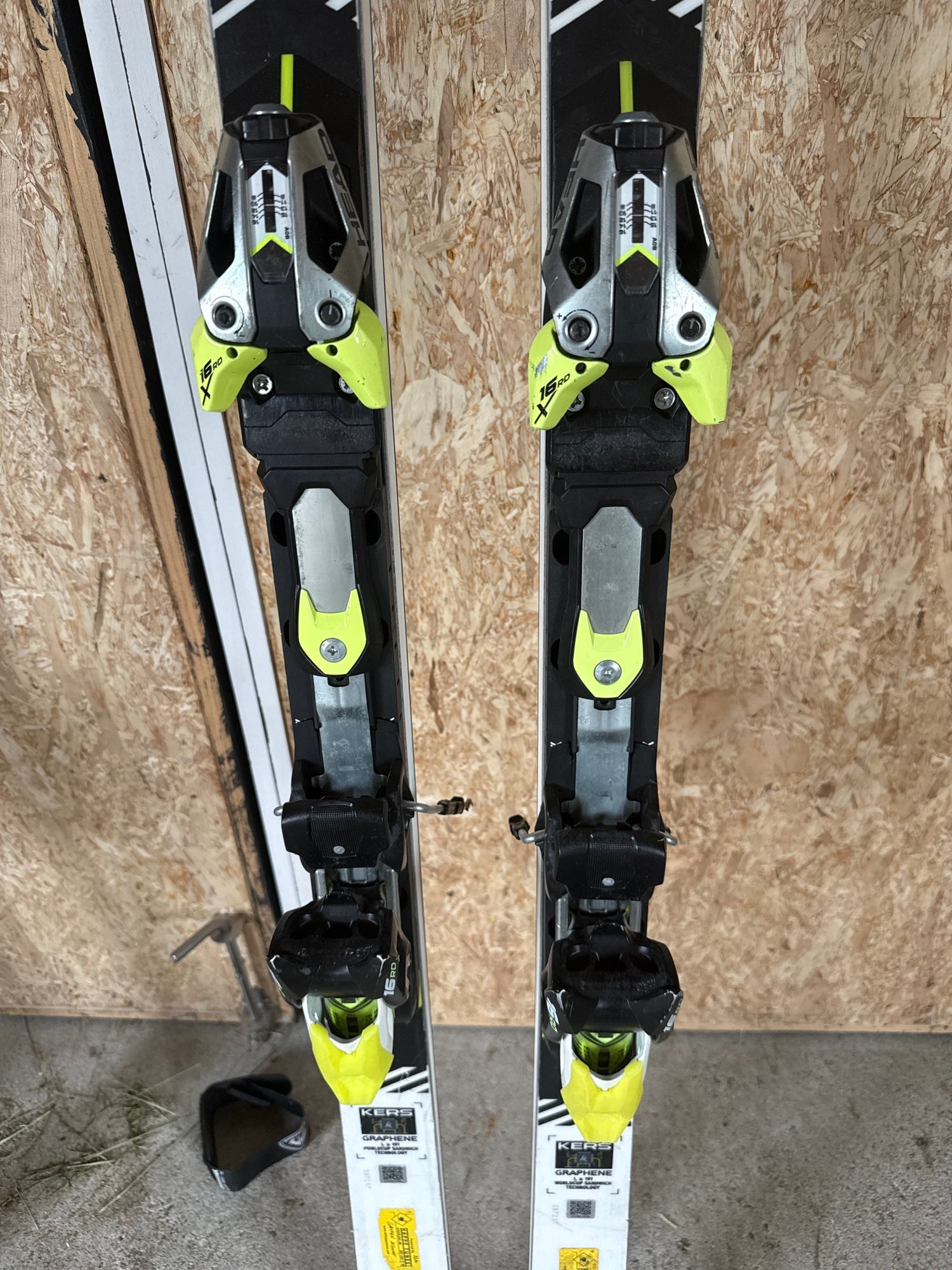 Used Kid's HEAD 165cm Racing World Cup i.GS Team Skis With Head