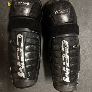 CCM AS-V Shin pads