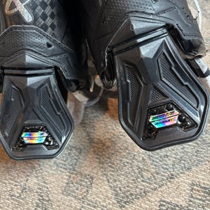 2024 Bauer Supreme Shadow Hockey Skates   Size 5 (Used)