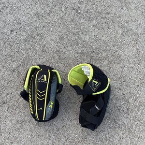 Large Junior Warrior Alpha QX3 Elbow Pads (Used)