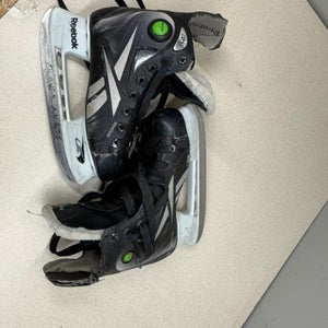 Reebok 4K Hockey Skates Regular Width Size 1 (Used)