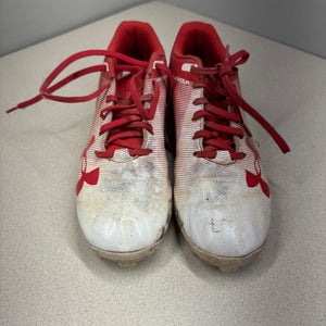 Red Kid's Size M 6.5 (W 7.5) Youth Under Armour Low Top Leafoff Low RM JR. Molded Cleats (Used)
