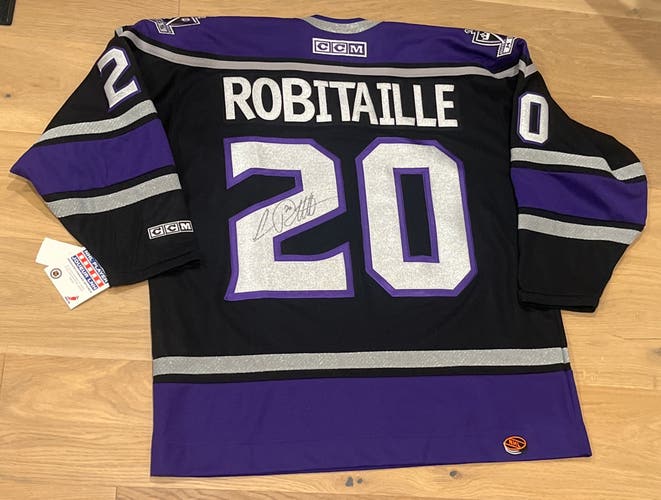 Luc Robitaille LA KINGS Autographed Jersey NWT CCM Los Angeles 2005-2006
