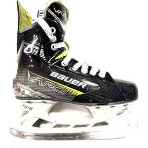 Used Bauer X4 Intermediate Hockey Skate Intermediate 3.5 11860-S000292144