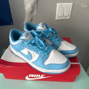 Nike Dunk Low UNC