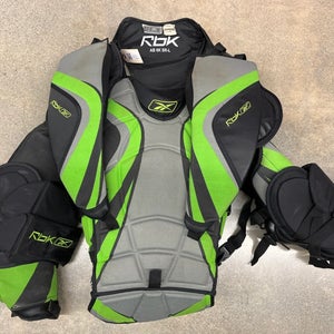 Senior Large Reebok 6K Goalie Chest Protector (Used)
