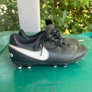Nike tiempo cleats 1.5