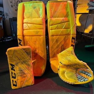 33" 2023 CCM Eflex 5 Regular Goalie Full Set Pro Stock (Used)