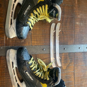 Bauer Supreme 3S Pro Hockey Skates Regular Width   Size 5.5 (Used)