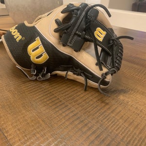 2025 Wilson Right Hand Throw Infield A2K Baseball Glove 11.5" (New)
