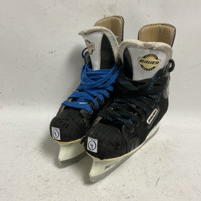 Bauer (Used) Intermediate Junior Size 4 Hockey Skates