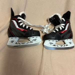 CCM JetSpeed 250 Hockey Skates 8 (Used)