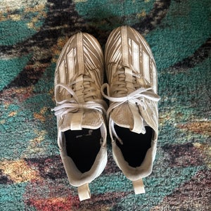 White Men's Size M 9.5 (W 10.5)  Adidas Mid Top Adizero (Used)
