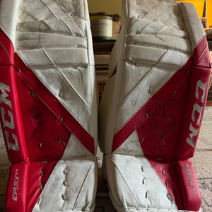 CCM Eflex 5.9 leg pads