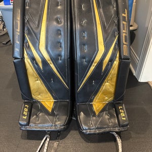 31"  True 20.1 Goalie Leg Pads (Used)