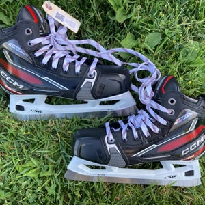Intermediate CCM Extreme Flex 6 Hockey Goalie Skates Size 5 (Used)