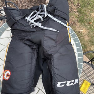 Calgary Flames CCM HP35 Senior Large Hockey Pants