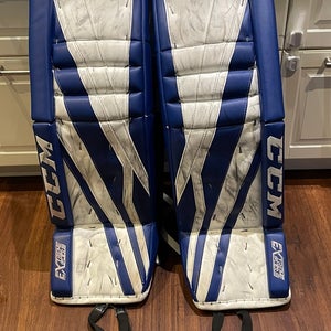 35"  2018 CCM Extreme Flex lll Goalie Leg Pads Pro Stock (Used)