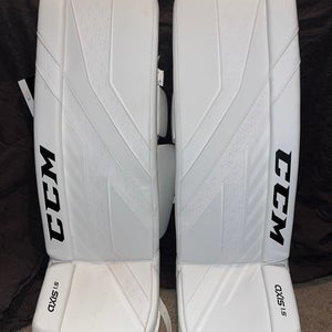 30"  CCM Axis 1.5 Goalie Leg Pads (New)