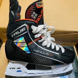 True HZRDUS 9X Hockey Skates Wide Width 7.5 (Used)