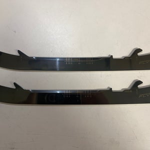NEW Bauer Fly-Ti 263 mm XL