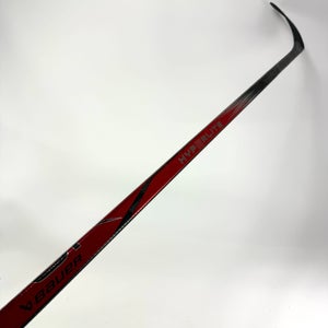 Repaired Right Red Bauer Vapor Hyperlite 2 | 77 Flex P92 Curve Grip | R29