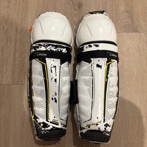 Senior CCM Super Tacks 15" Shin Pads (Used)