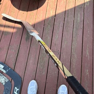 Bauer Hyperlite 2 Regular Goalie Stick 25" Paddle  (Used)