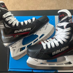 Bauer Vapor X4 Hockey Skates Size 5.5 Fit-1(New)