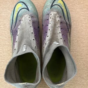 White Men's Size M 10.0 (W 11.0) Nike Mercurial Superfly 8 Elite FG Cleats (Used)
