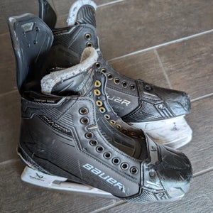 Bauer Supreme Shadow Hockey Skates 10 (Used)